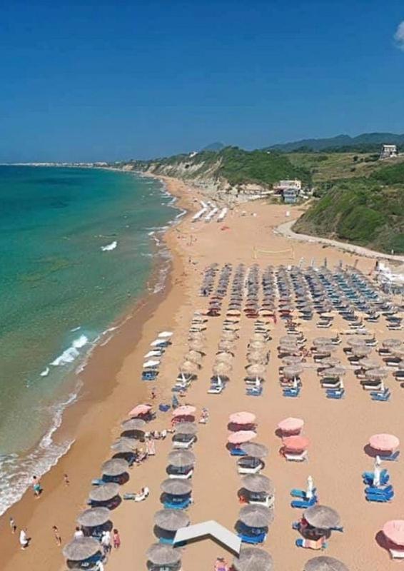 Wave Marathias Apartments Bagian luar foto