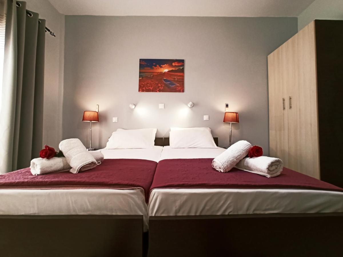 Wave Marathias Apartments Bagian luar foto